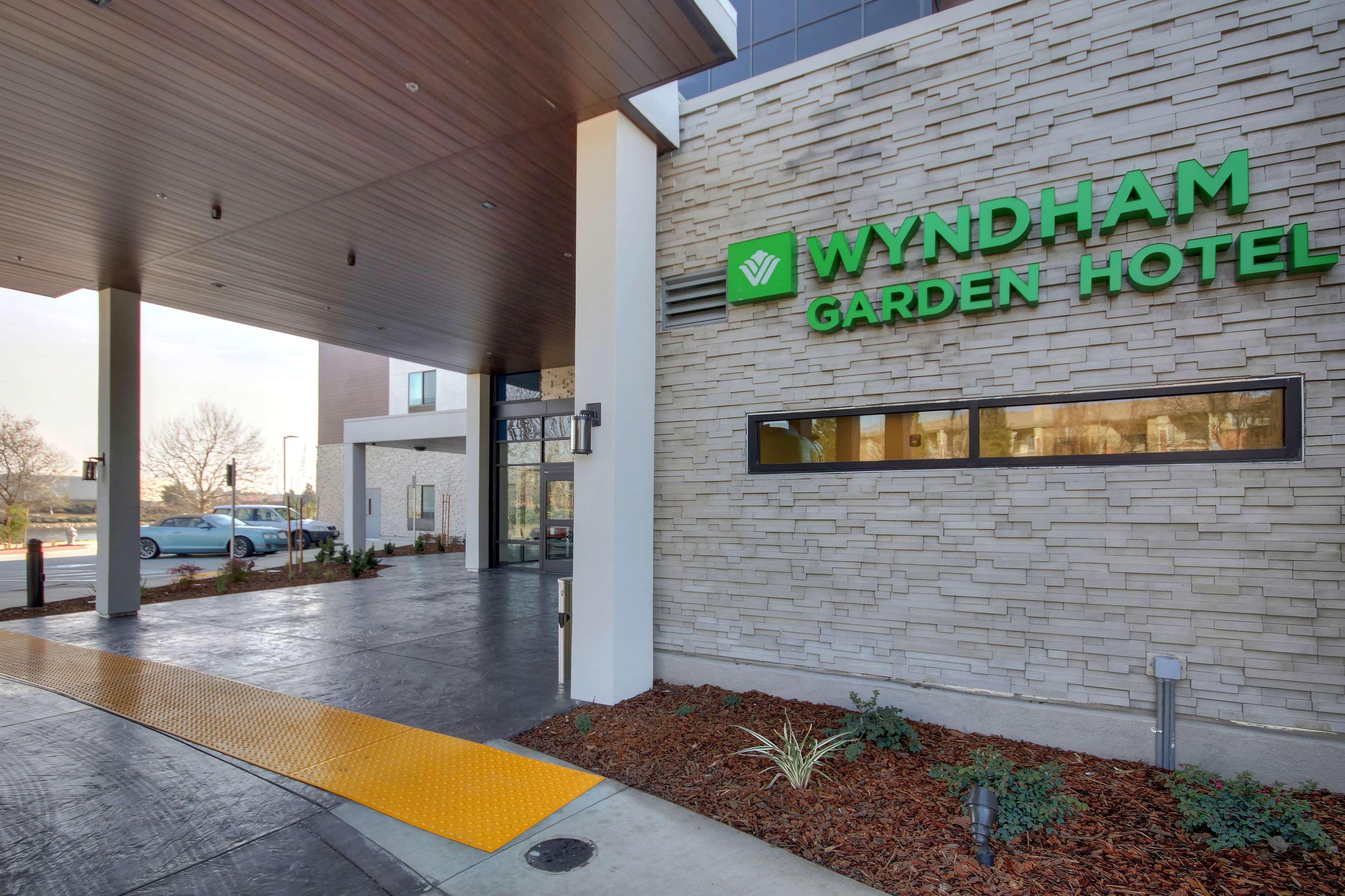 Отель Wyndham Garden Sacramento Airport Natomas Экстерьер фото